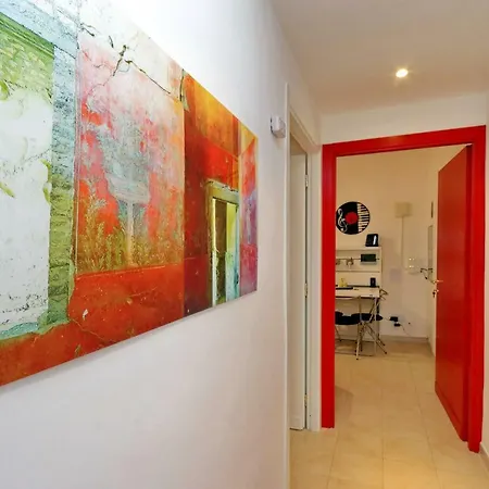 La Casa Di Lucrezia